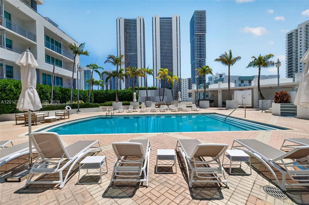En Venta: $339,000 (1 camas, 1 baños, 679 Pies cuadrados)