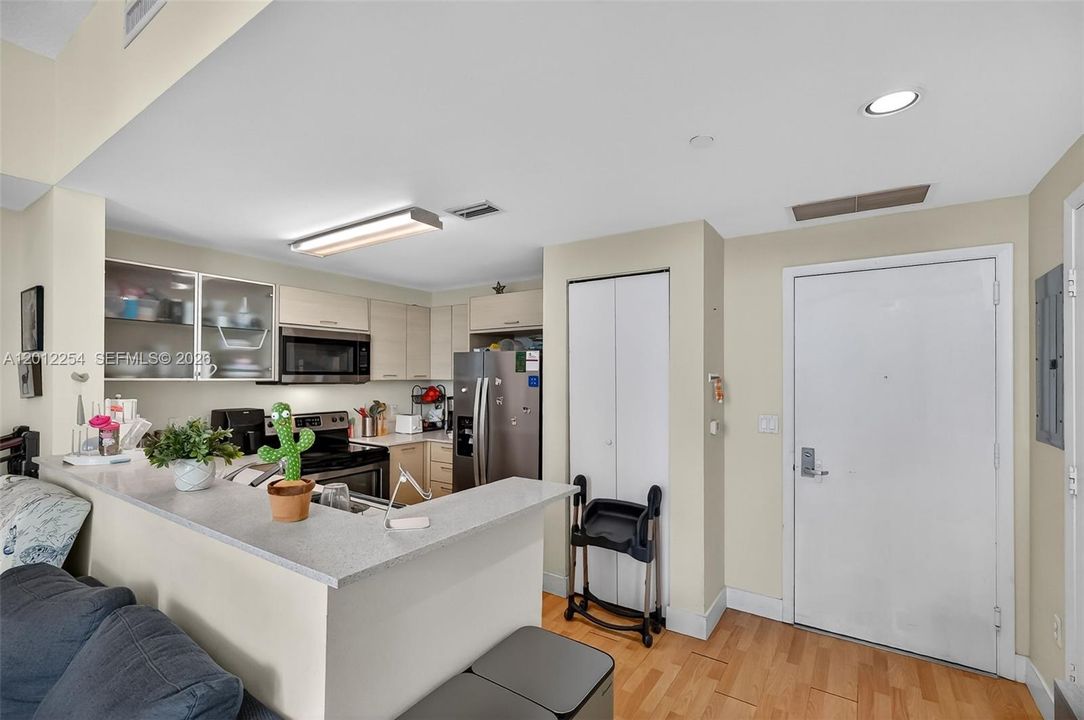 En Venta: $339,000 (1 camas, 1 baños, 679 Pies cuadrados)