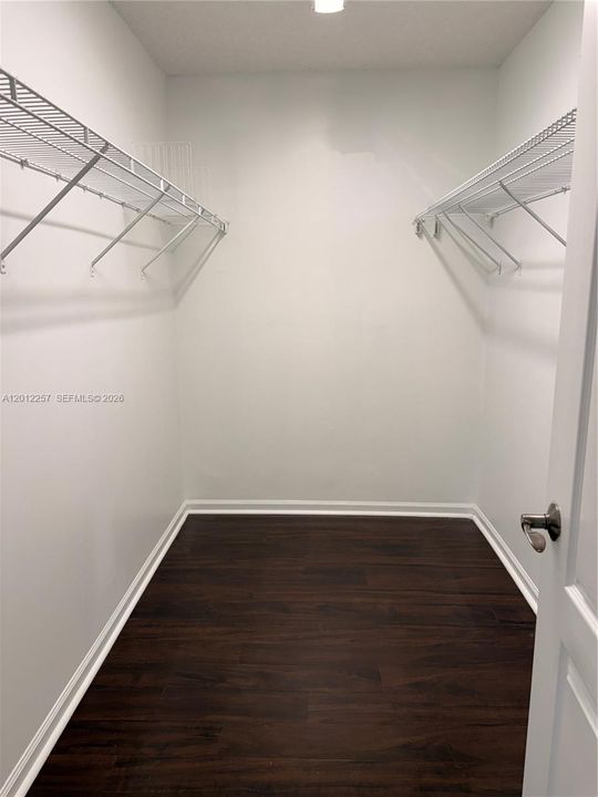 Active With Contract: $3,995 (5 beds, 3 baths, 2708 Square Feet)