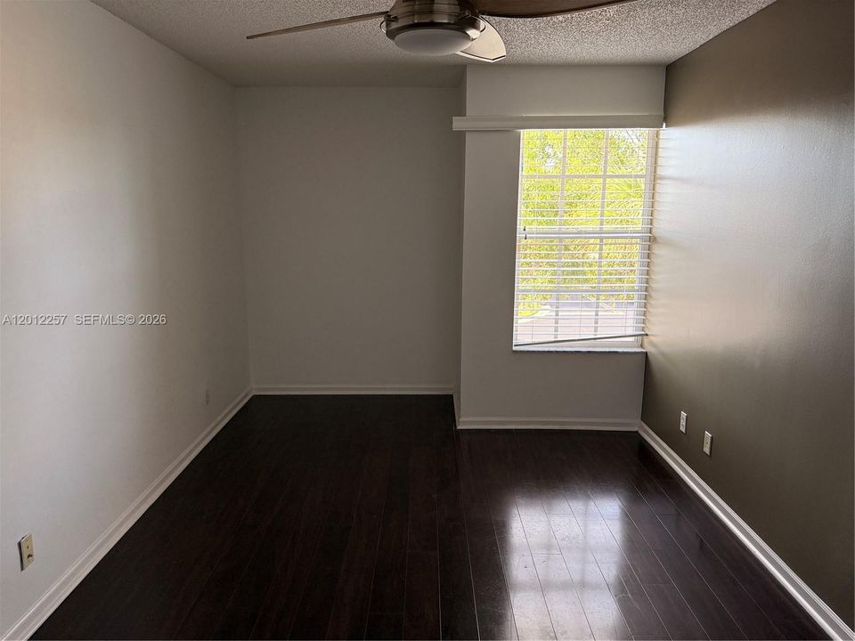 Active With Contract: $3,995 (5 beds, 3 baths, 2708 Square Feet)
