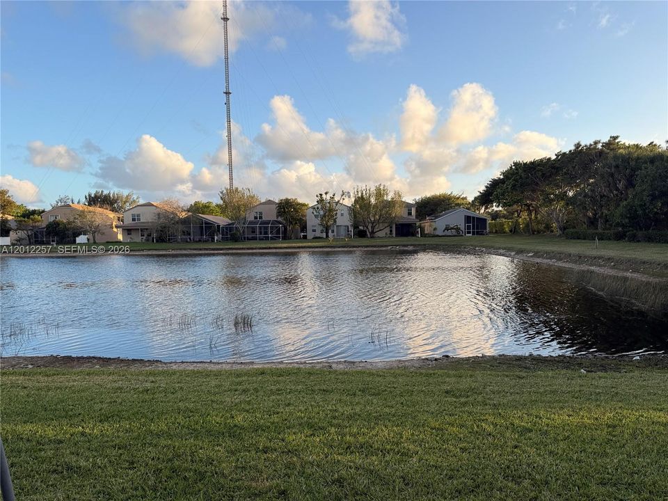 For Rent: $4,195 (5 beds, 3 baths, 2708 Square Feet)