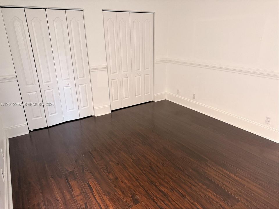 Active With Contract: $3,995 (5 beds, 3 baths, 2708 Square Feet)