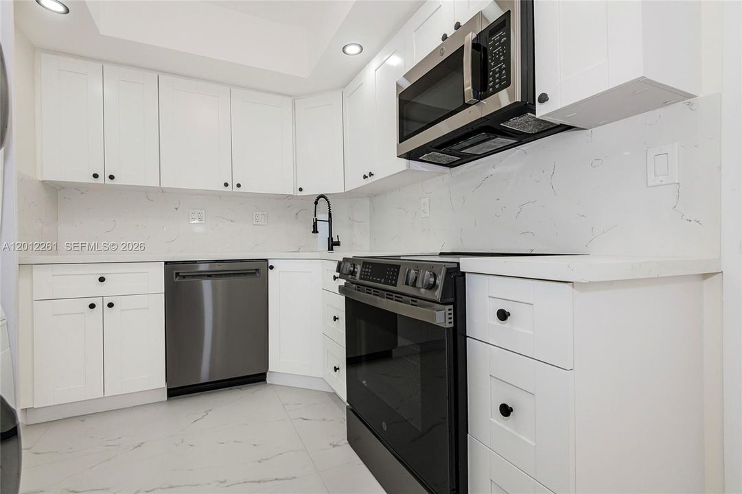 En Venta: $499,999 (1 camas, 1 baños, 870 Pies cuadrados)