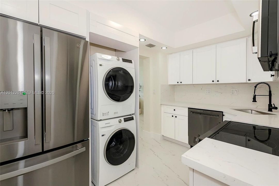 En Venta: $499,999 (1 camas, 1 baños, 870 Pies cuadrados)