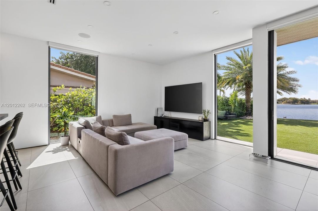 En Venta: $4,300,000 (6 camas, 5 baños, 3603 Pies cuadrados)