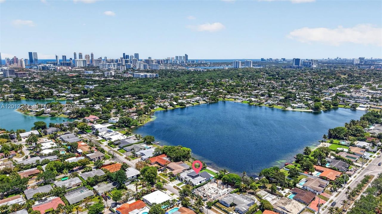 En Venta: $4,300,000 (6 camas, 5 baños, 3603 Pies cuadrados)