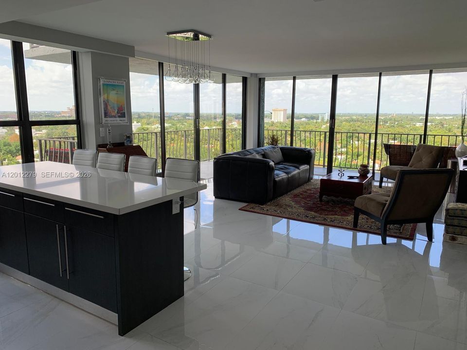 For Sale: $590,000 (2 beds, 2 baths, 1316 Square Feet)