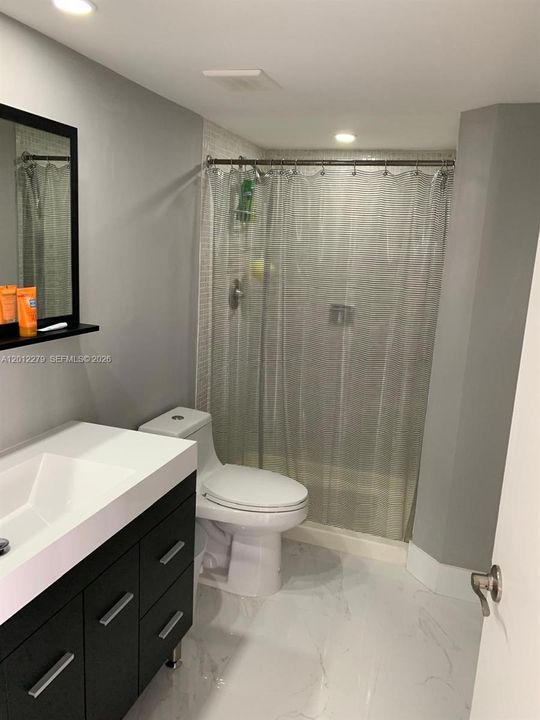For Sale: $590,000 (2 beds, 2 baths, 1316 Square Feet)