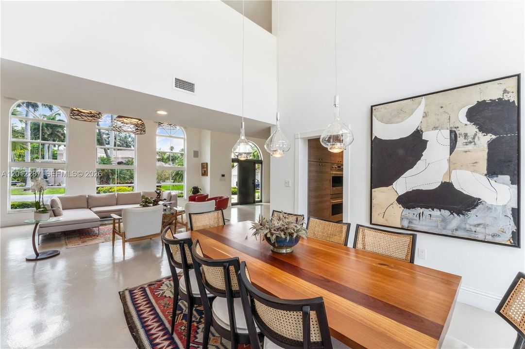 En Venta: $4,950,000 (7 camas, 6 baños, 4278 Pies cuadrados)