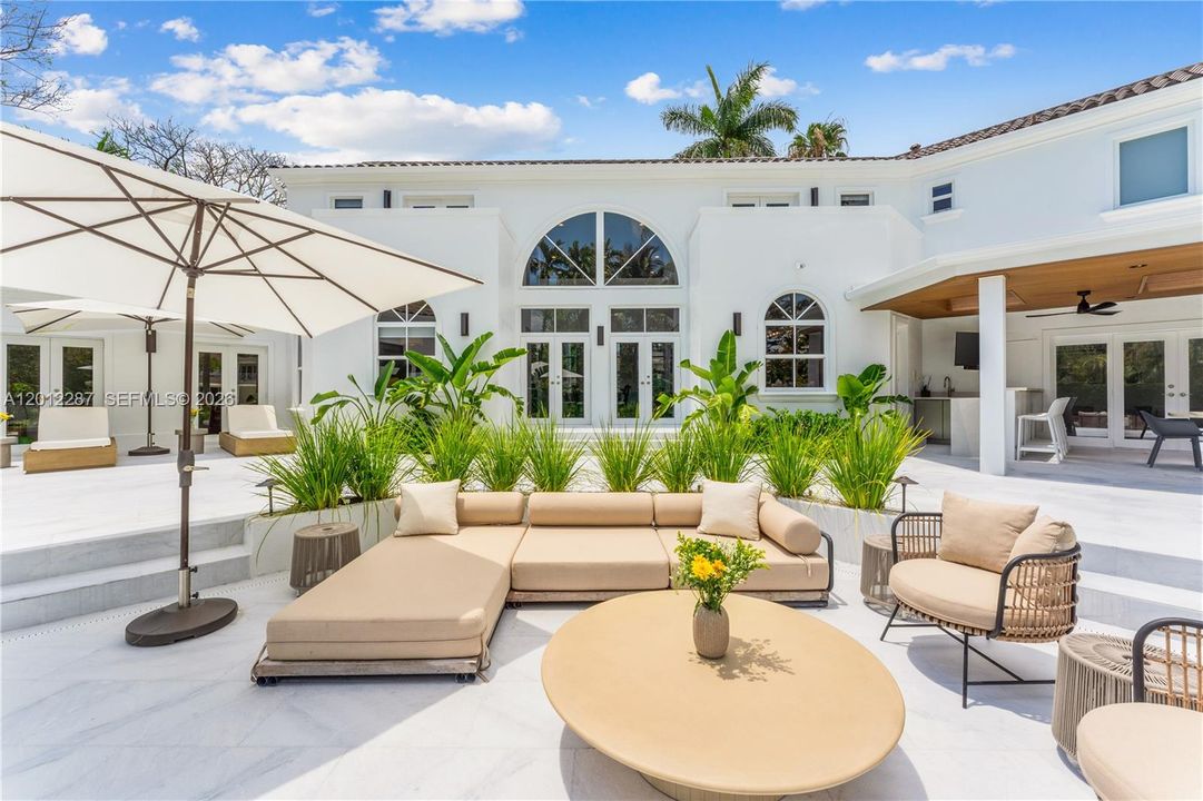 En Venta: $4,950,000 (7 camas, 6 baños, 4278 Pies cuadrados)