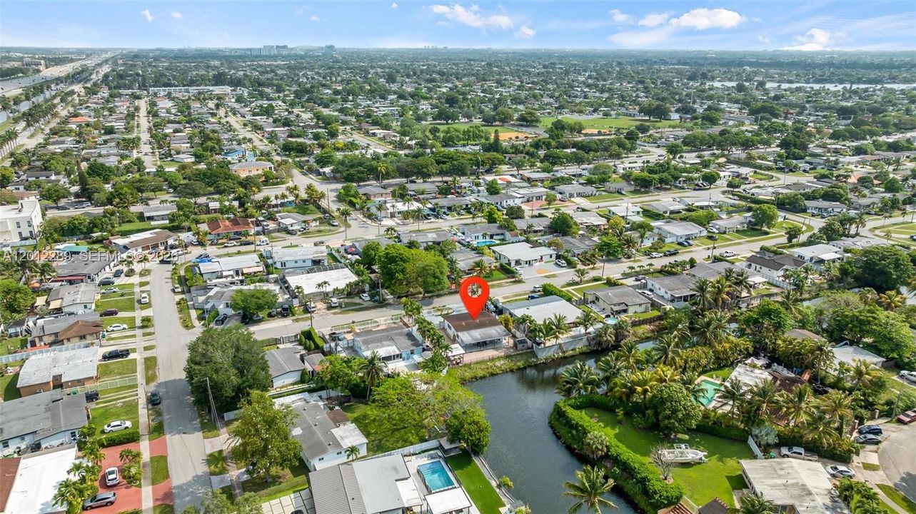 Недавно продано: $699,990 (3 спален, 2 ванн, 1368 Квадратных фут)
