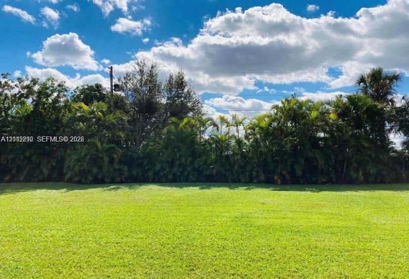 For Rent: $2,190 (2 beds, 2 baths, 867 Square Feet)