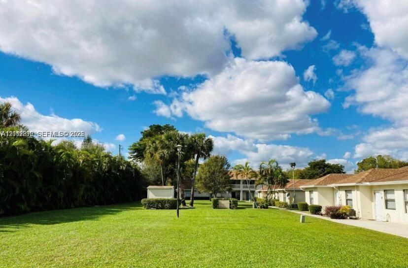 For Rent: $2,190 (2 beds, 2 baths, 867 Square Feet)
