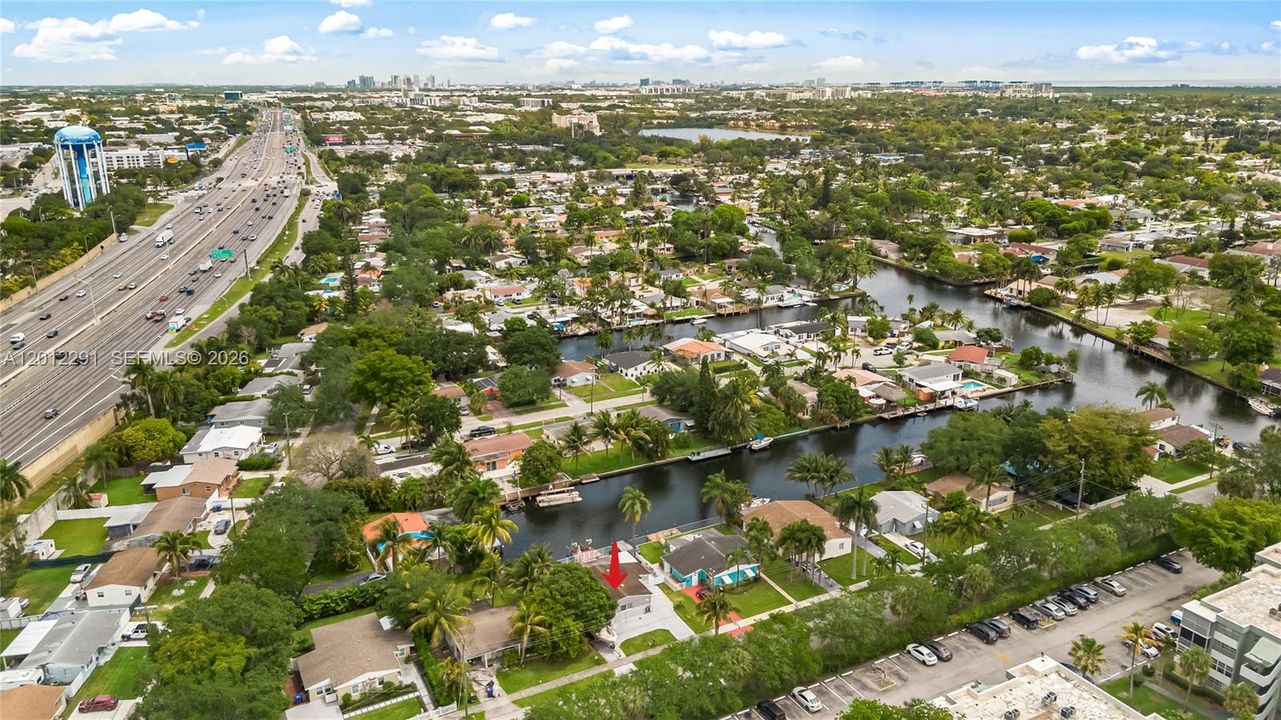 Activo con contrato: $699,000 (3 camas, 2 baños, 1528 Pies cuadrados)