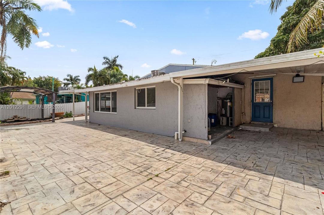 Activo con contrato: $699,000 (3 camas, 2 baños, 1528 Pies cuadrados)