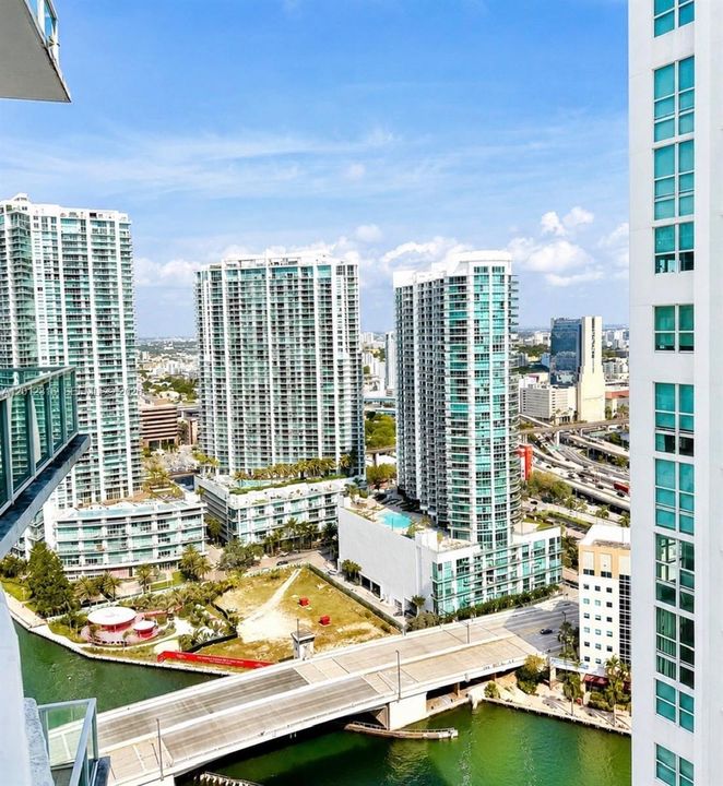 На продажу: $460,000 (1 спален, 1 ванн, 981 Квадратных фут)