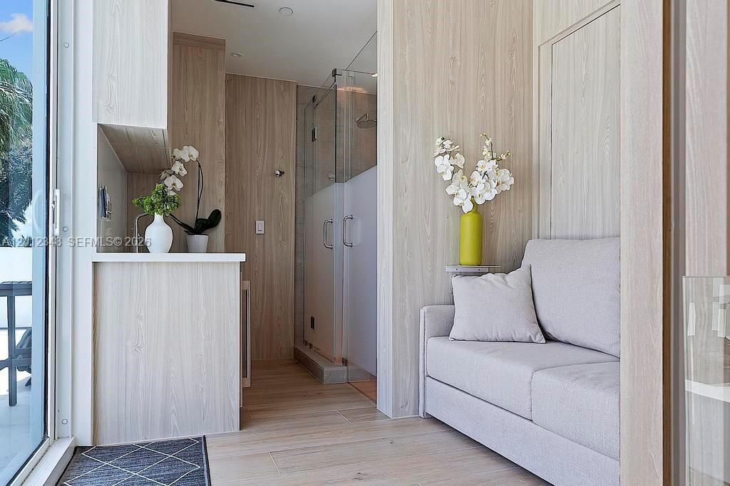 В аренду: $32,000 (3 спален, 3 ванн, 2478 Квадратных фут)