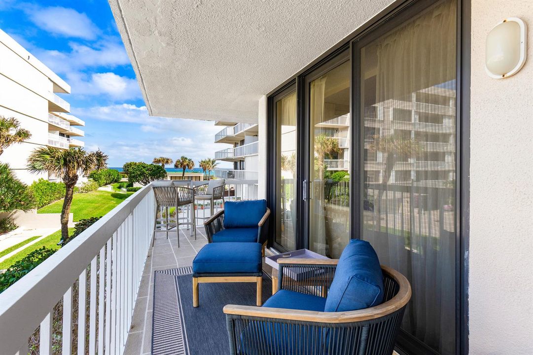 022-3250SouthOceanBoulevard-206S-PalmBea