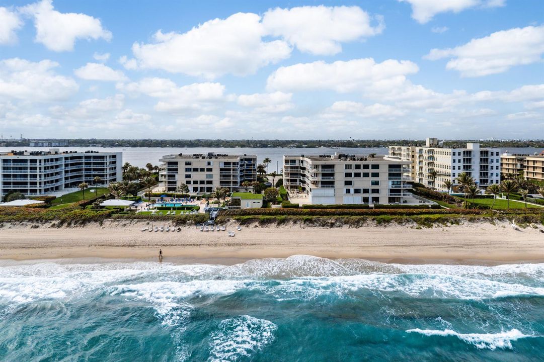 031-3250SouthOceanBoulevard-206S-PalmBea