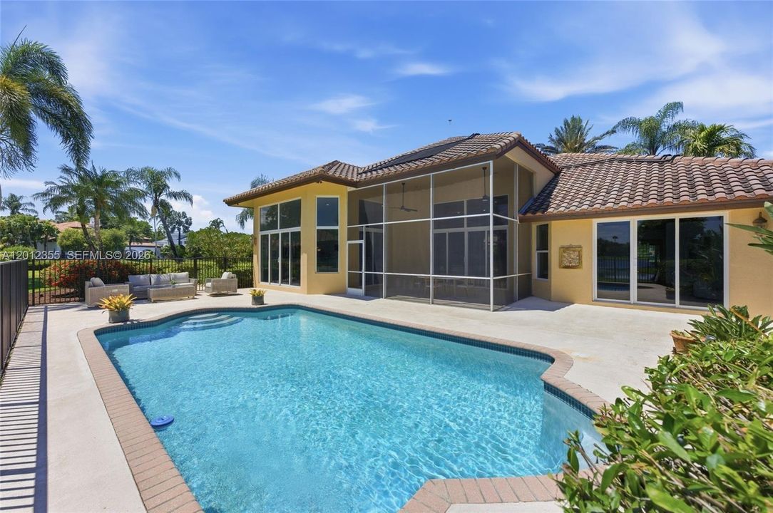 Active With Contract: $2,695,000 (4 beds, 4 baths, 4048 Square Feet)