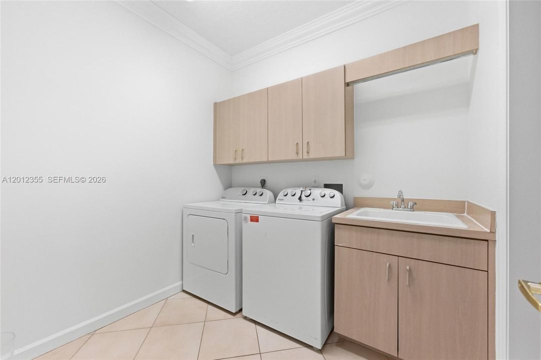 Active With Contract: $2,695,000 (4 beds, 4 baths, 4048 Square Feet)