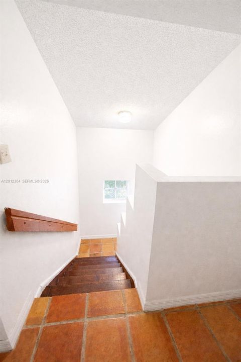 For Sale: $559,000 (3 beds, 2 baths, 1582 Square Feet)