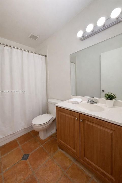 For Sale: $559,000 (3 beds, 2 baths, 1582 Square Feet)