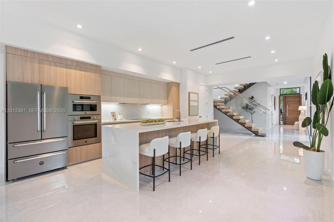 For Sale: $1,589,000 (3 beds, 3 baths, 2247 Square Feet)