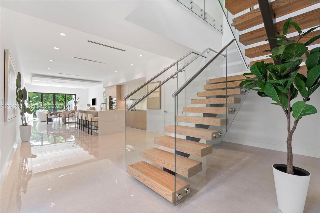 For Sale: $1,589,000 (3 beds, 3 baths, 2247 Square Feet)