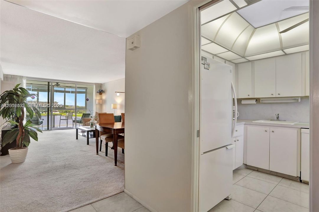 En Venta: $229,000 (2 camas, 2 baños, 1064 Pies cuadrados)