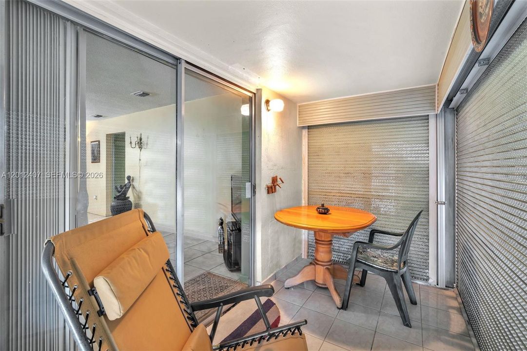 En Venta: $124,000 (2 camas, 2 baños, 960 Pies cuadrados)
