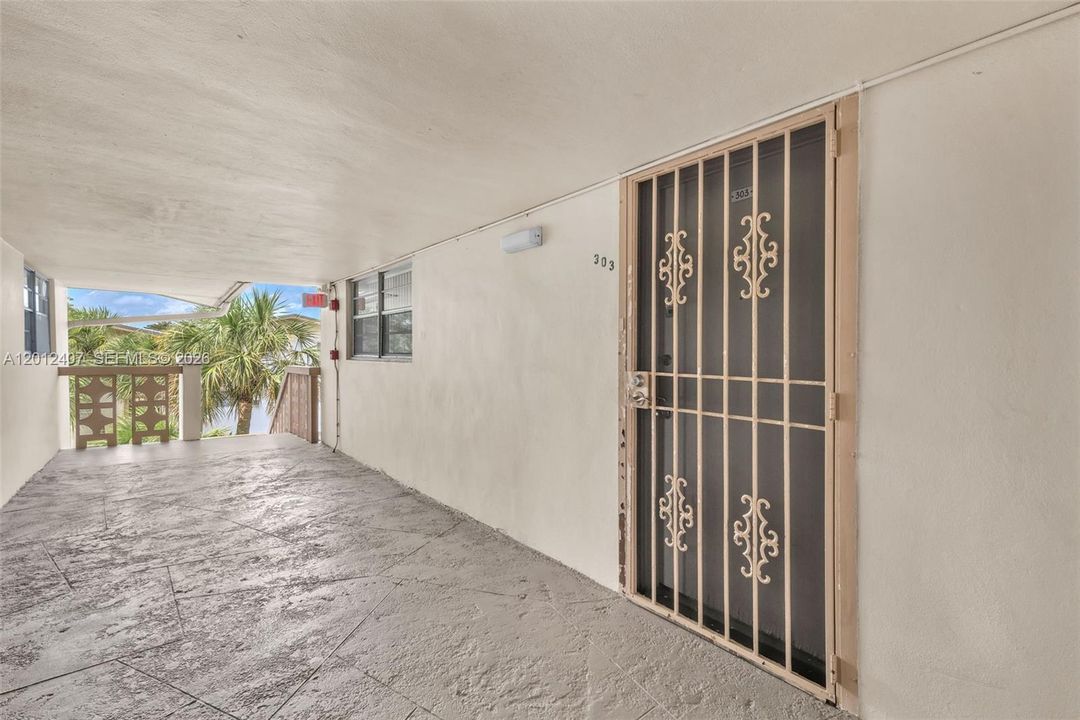 En Venta: $124,000 (2 camas, 2 baños, 960 Pies cuadrados)