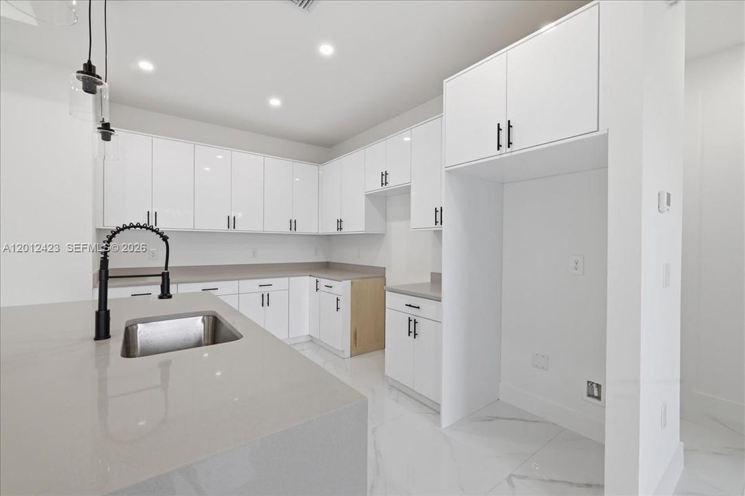 Active With Contract: $320,000 (4 beds, 2 baths, 1570 Square Feet)