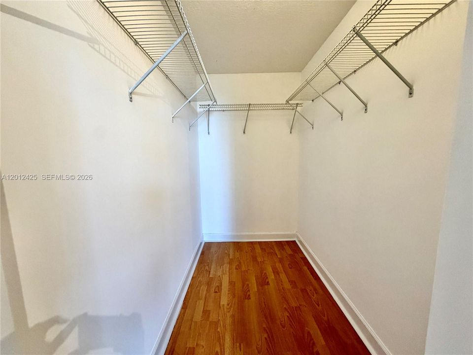 En Venta: $395,000 (1 camas, 1 baños, 630 Pies cuadrados)
