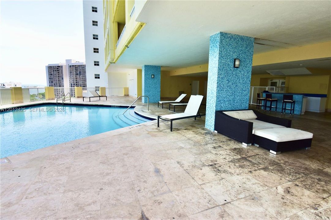 En Venta: $395,000 (1 camas, 1 baños, 630 Pies cuadrados)