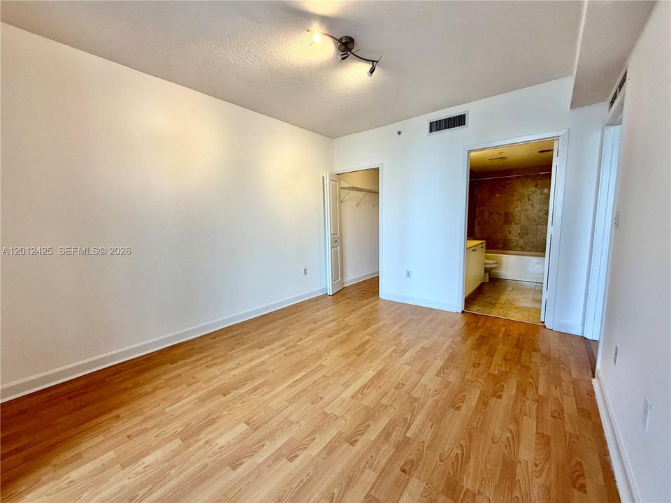 En Venta: $395,000 (1 camas, 1 baños, 630 Pies cuadrados)