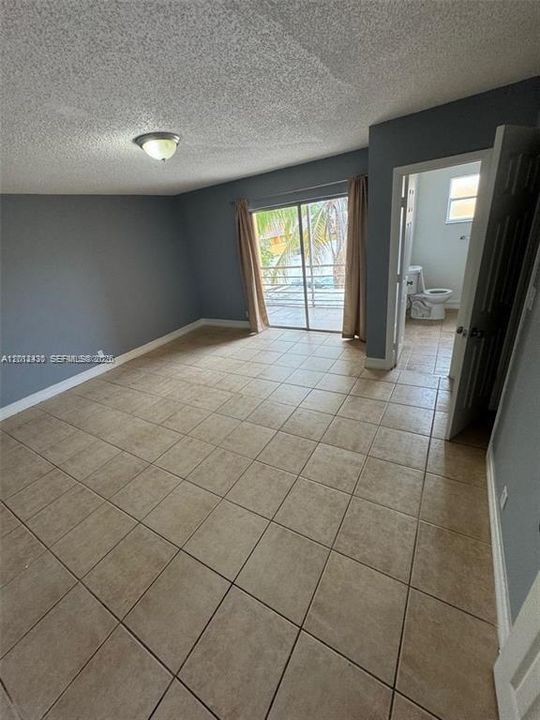 For Sale: $320,000 (4 beds, 2 baths, 1440 Square Feet)
