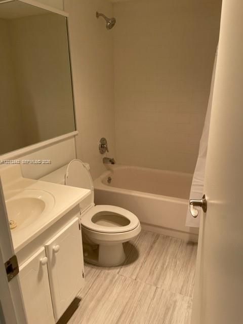 For Rent: $1,400 (1 beds, 1 baths, 593 Square Feet)