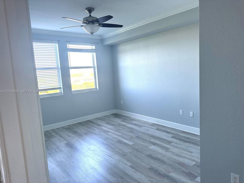 For Rent: $2,380 (2 beds, 2 baths, 1137 Square Feet)