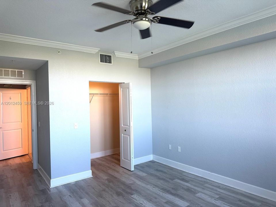 For Rent: $2,380 (2 beds, 2 baths, 1137 Square Feet)