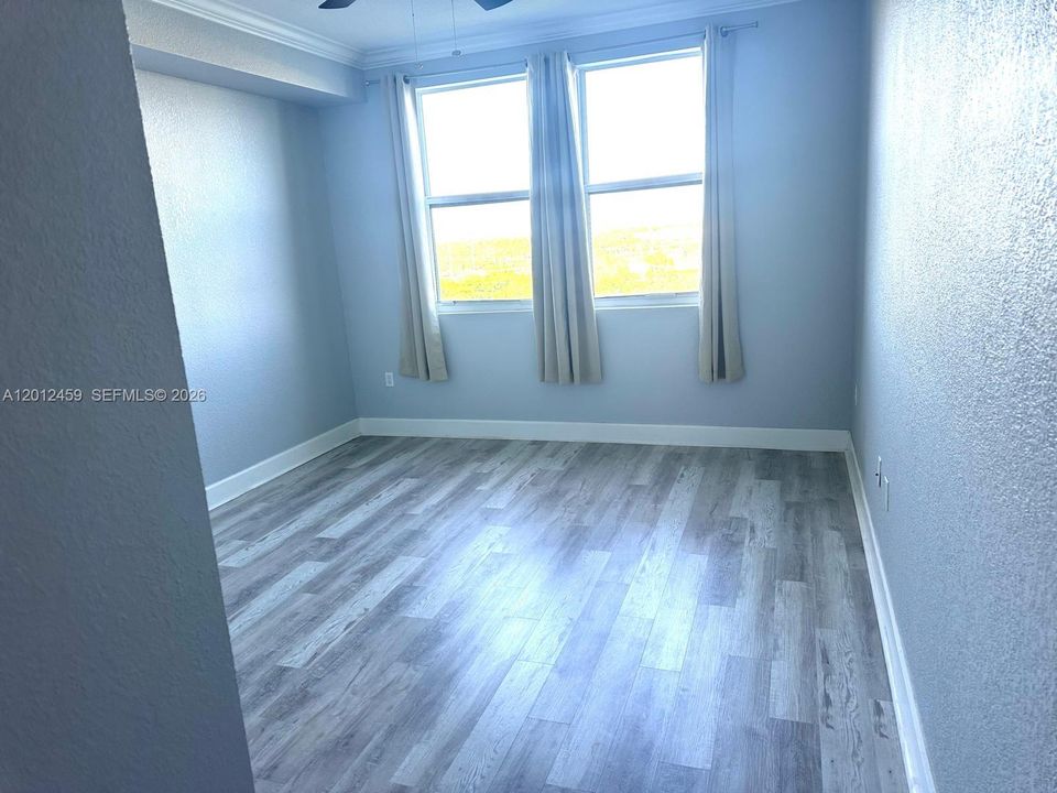 For Rent: $2,380 (2 beds, 2 baths, 1137 Square Feet)