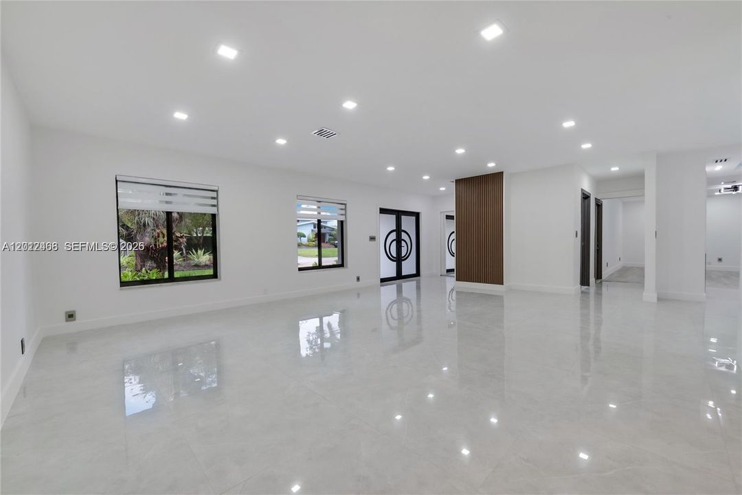 В аренду: $9,500 (4 спален, 3 ванн, 2426 Квадратных фут)