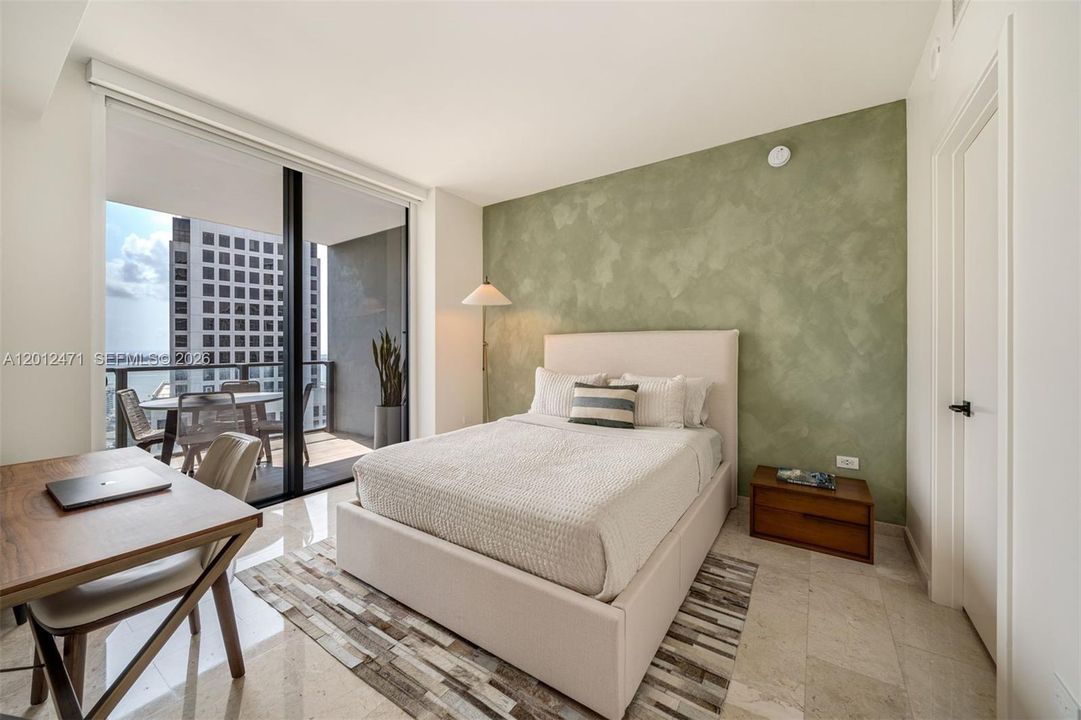 Active With Contract: $6,500 (2 beds, 2 baths, 1244 Square Feet)