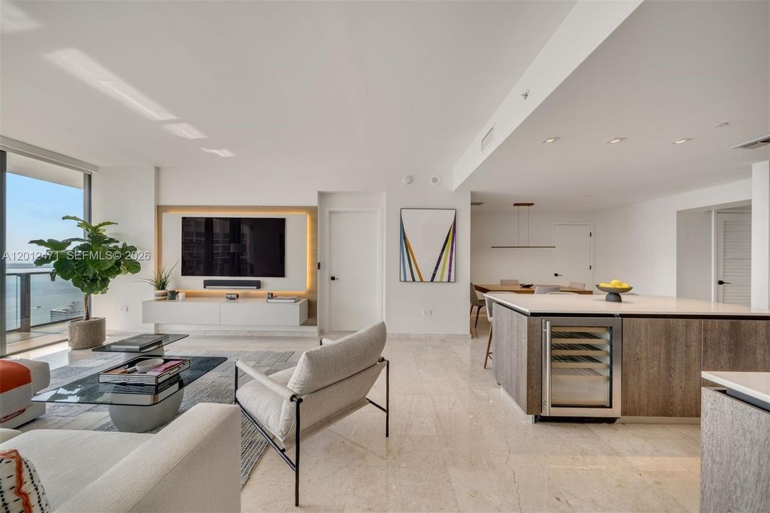 Active With Contract: $6,500 (2 beds, 2 baths, 1244 Square Feet)