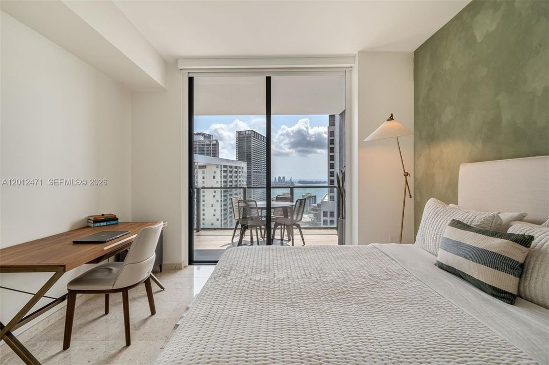 Active With Contract: $6,500 (2 beds, 2 baths, 1244 Square Feet)