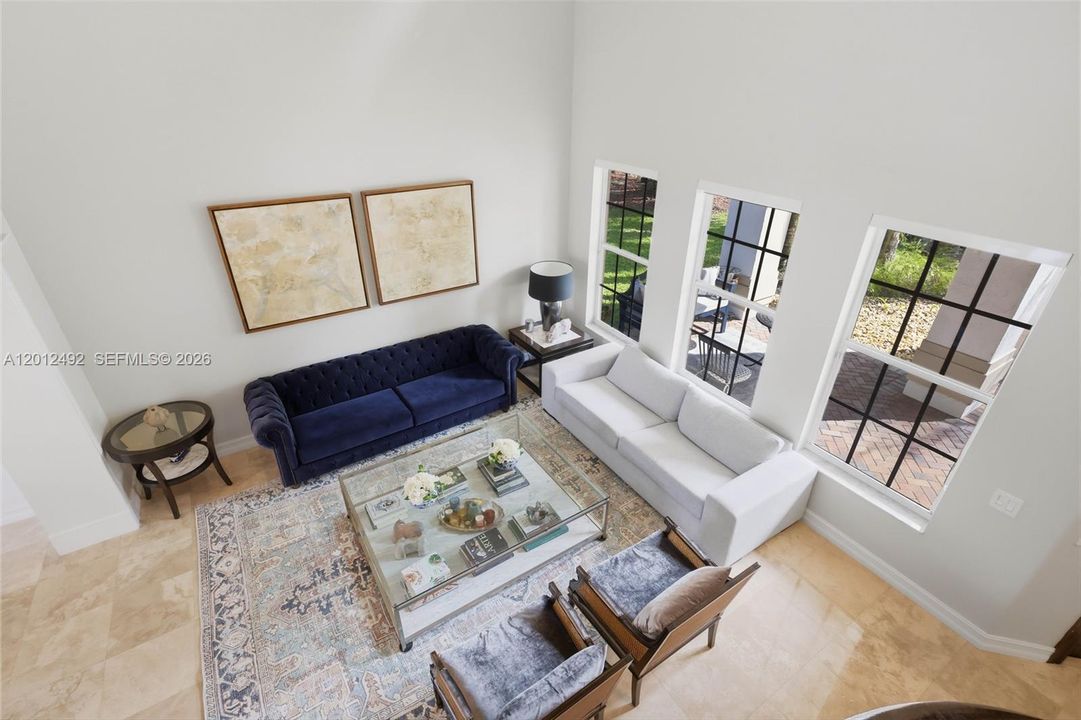 For Sale: $2,149,000 (6 beds, 4 baths, 4985 Square Feet)
