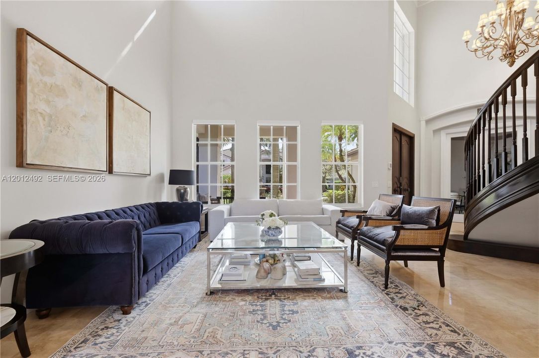 For Sale: $2,149,000 (6 beds, 4 baths, 4985 Square Feet)