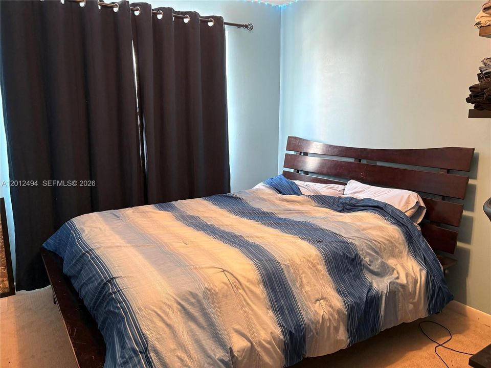 En Venta: $739,000 (3 camas, 2 baños, 1943 Pies cuadrados)