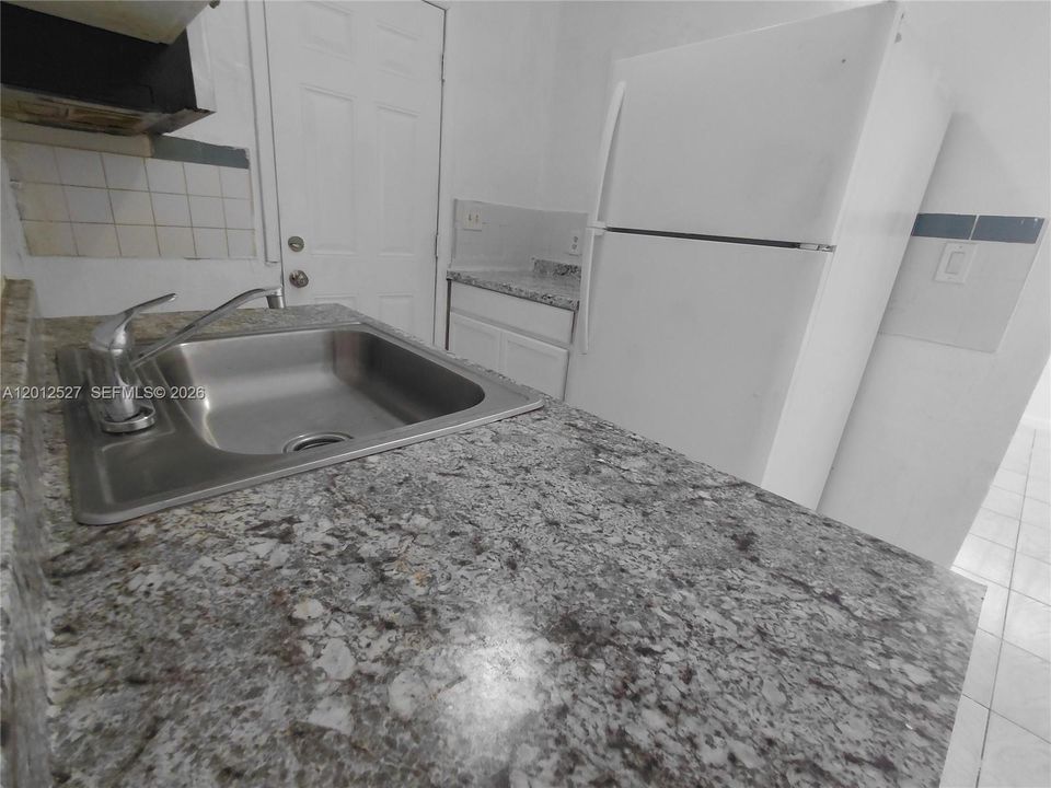 For Sale: $695,000 (0 beds, 0 baths, 2000 Square Feet)