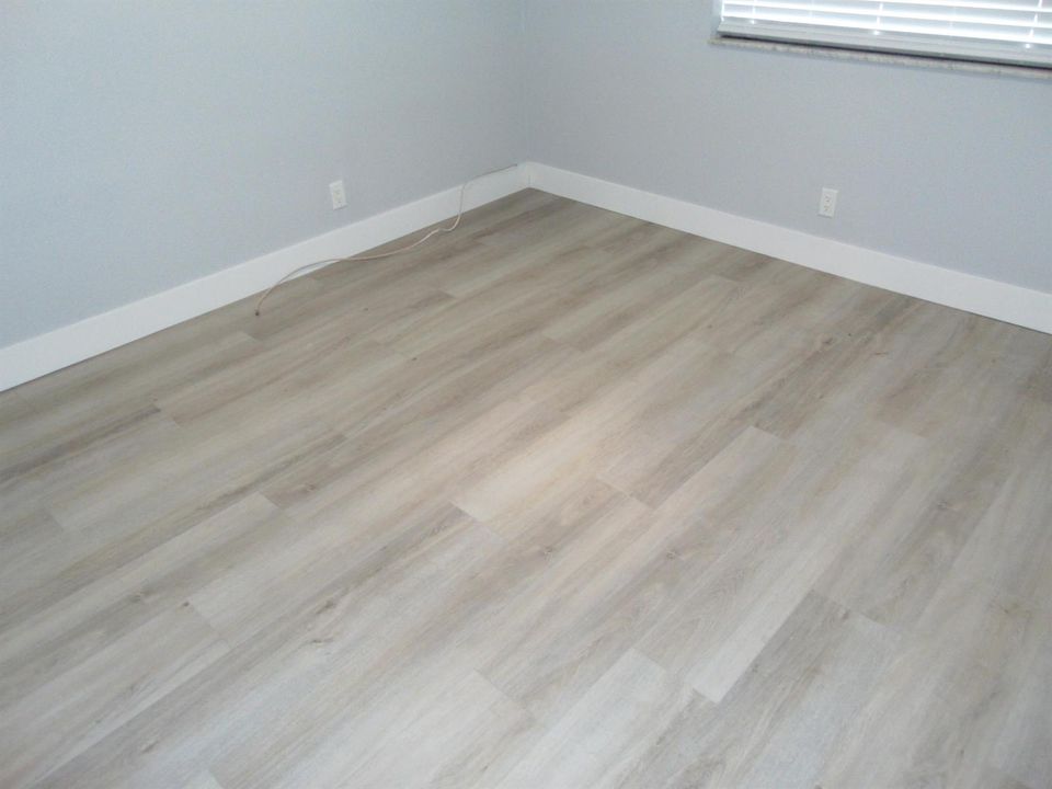 GUEST BEDROOM FLOORING